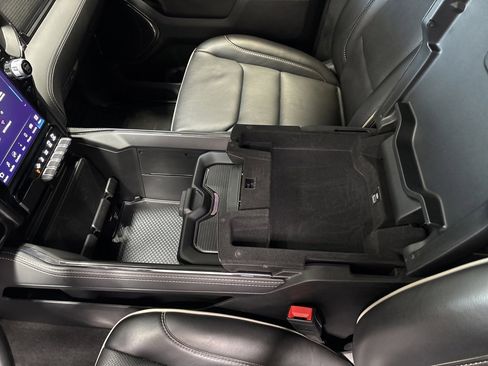 Used 2022 RAM 1500 Limited image 32