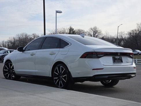 Used 2023 Honda Accord Touring image 28