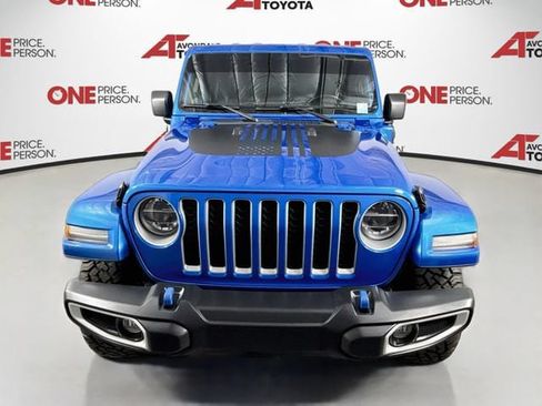 Used 2021 Jeep Wrangler Unlimited Sahara w/ Cold Weather Group AWD/4WD image 2
