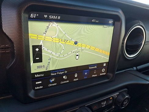 Used 2021 Jeep Gladiator Overland AWD/4WD image 16