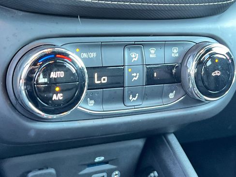 Used 2022 Chevrolet TrailBlazer ACTIV w/ Technology Package image 20