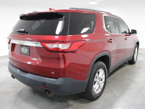 Used 2021 Chevrolet Traverse LT AWD/4WD image 9