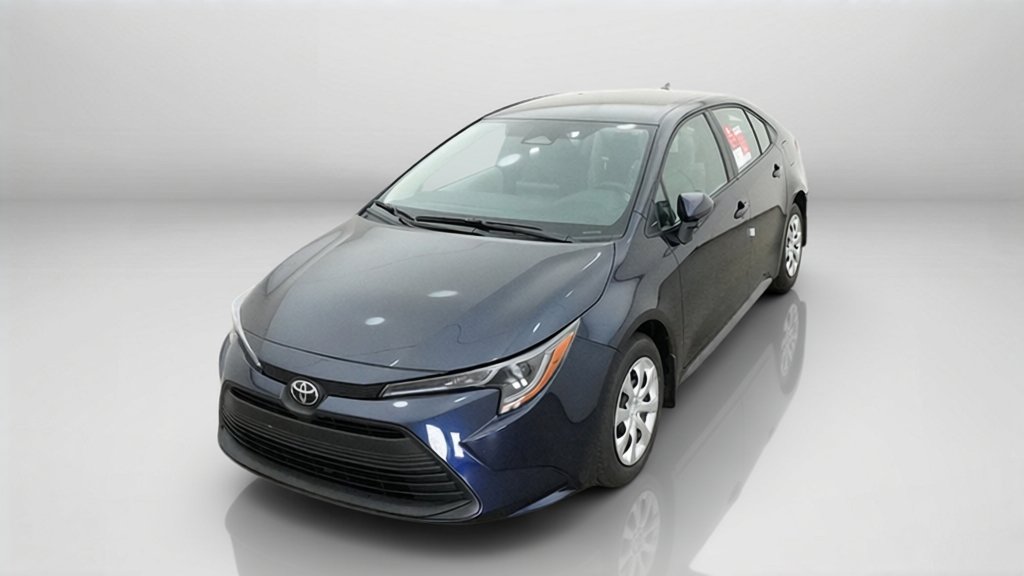 New 2027 Toyota Corolla LE FWD image 3