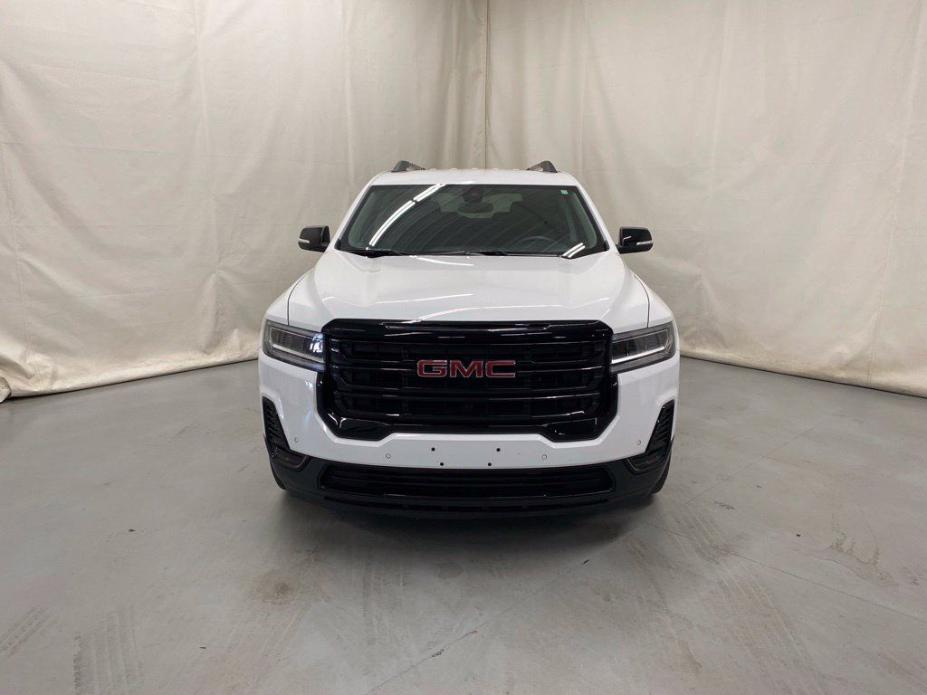 Used 2023 GMC Acadia SLE w/ Infotainment Package AWD/4WD image 3
