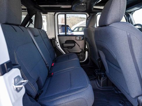 New 2026 Jeep Wrangler Unlimited Sport image 28