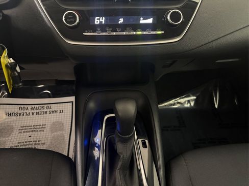 Used 2020 Toyota Corolla LE FWD image 36