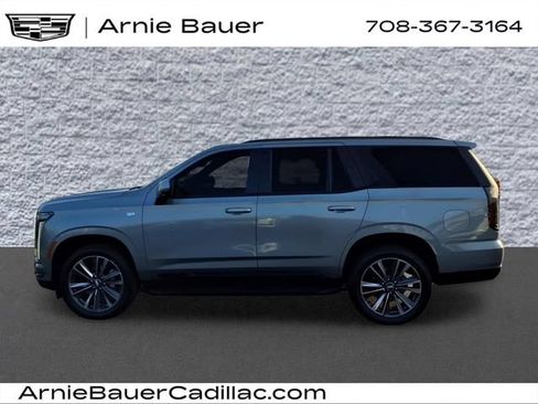 Certified 2025 Cadillac Escalade Sport AWD/4WD image 10
