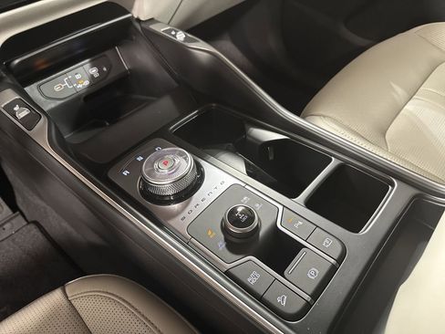 New 2025 Kia Sorento EX image 25