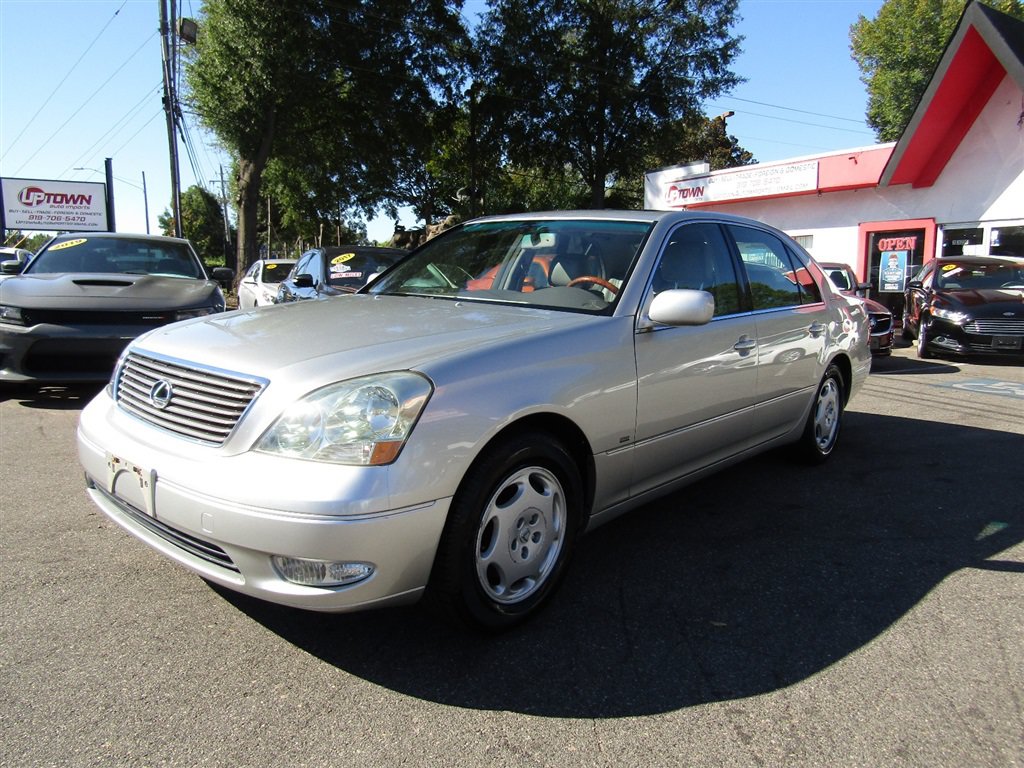 Used 2001 Lexus LS 430 RWD image 10
