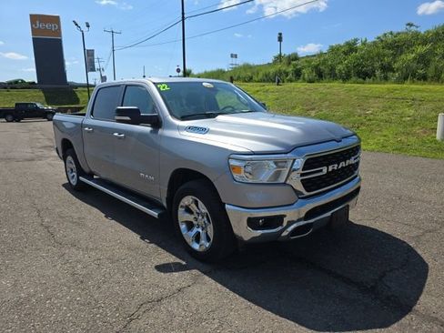 Used 2022 RAM 1500 Big Horn AWD/4WD image 2