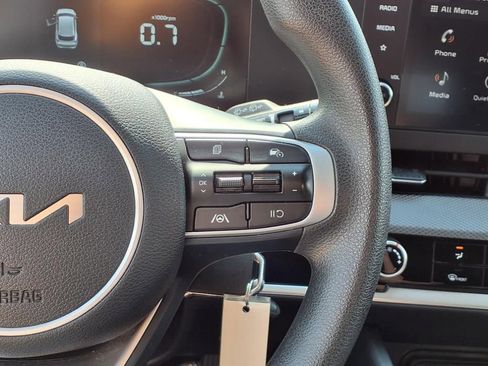 Used 2023 Kia Sportage LX image 21