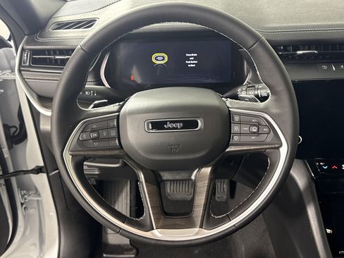 New 2026 Jeep Grand Cherokee L Limited image 13