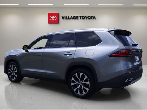 Certified 2025 Toyota Grand Highlander AWD Hybrid image 3