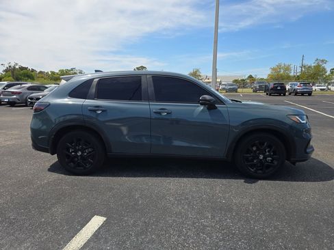 Used 2024 Honda HR-V Sport image 3
