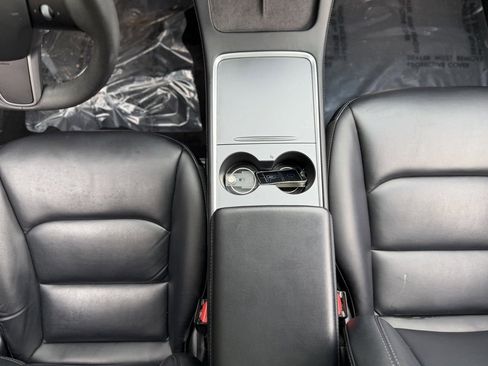 Used 2021 Tesla Model 3 Performance image 47