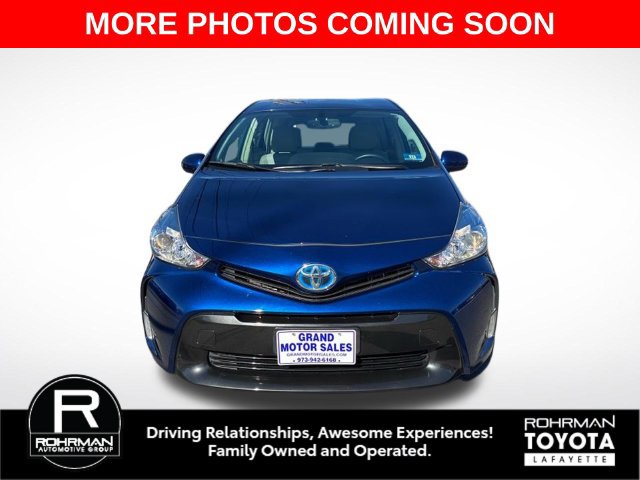 Used 2017 Toyota Prius V Four FWD image 8