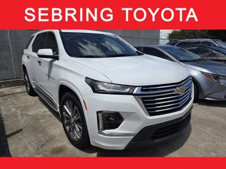 Used 2022 Chevrolet Traverse Premier FWD video 1