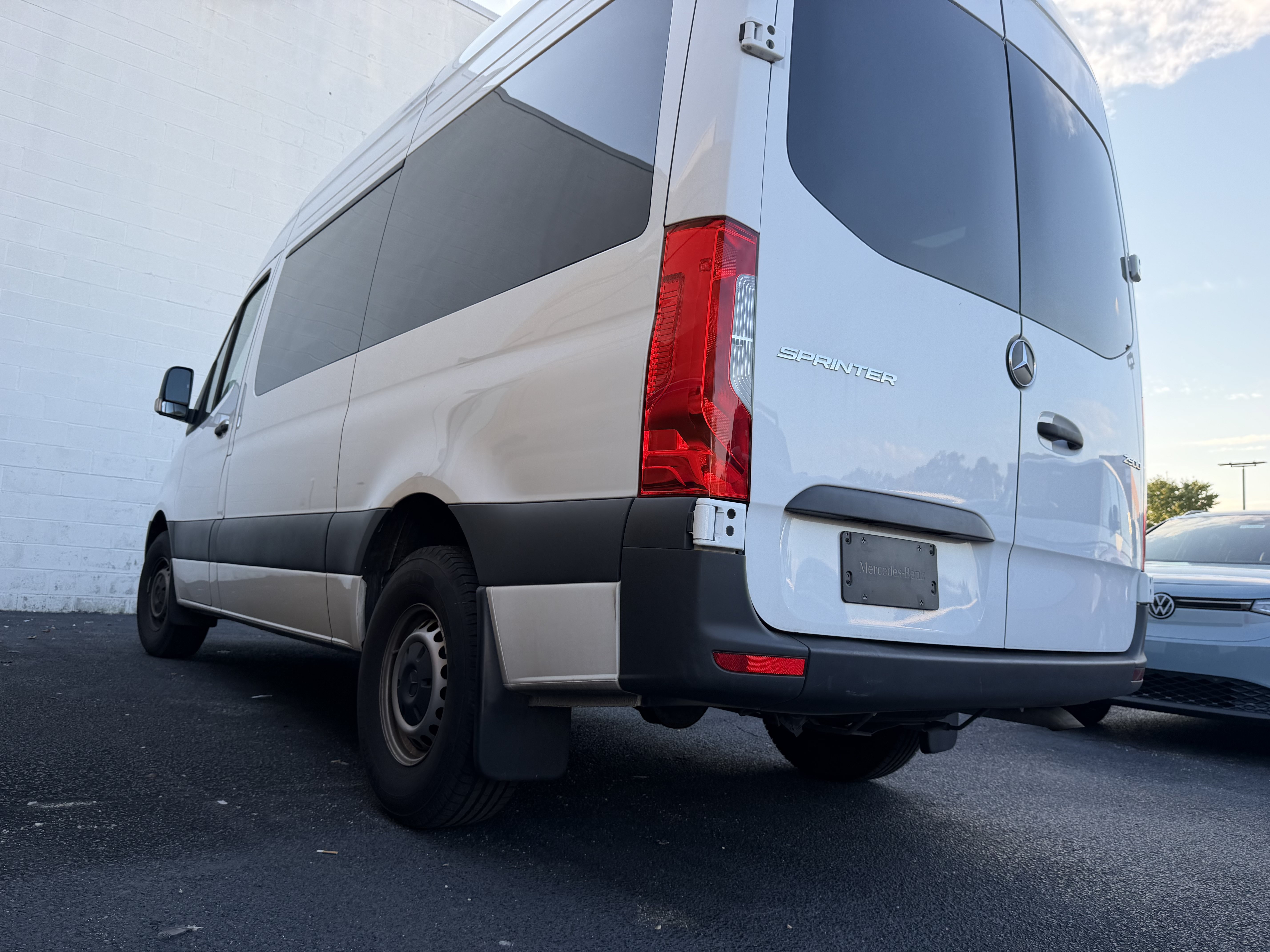 Used 2024 Mercedes-Benz Sprinter 2500 image 26