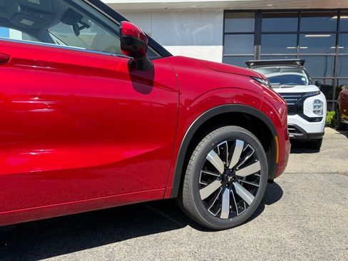 New 2026 Mitsubishi Outlander SEL FWD image 15
