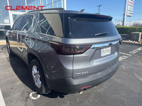 Used 2020 Chevrolet Traverse LT w/ Driver Confidence II Package image 7