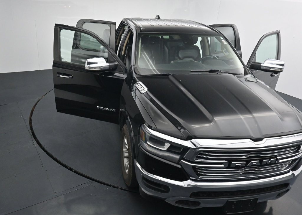 Used 2019 RAM 1500 Laramie AWD/4WD image 25