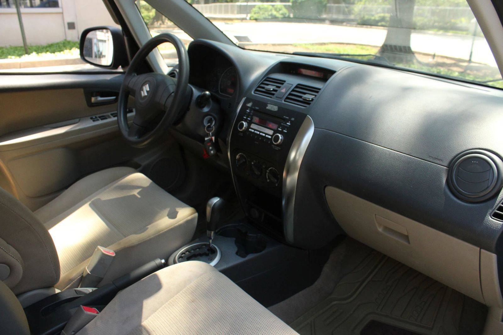 Used 2009 Suzuki SX4 Sedan FWD image 24