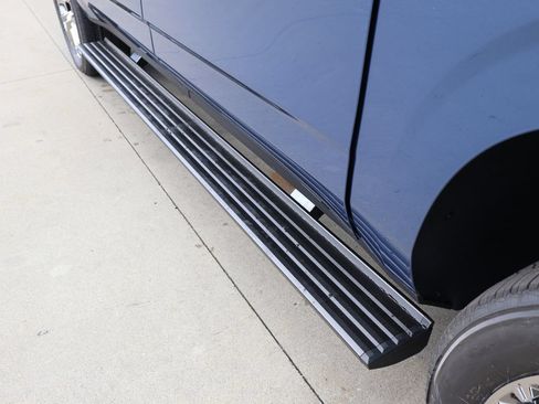 New 2026 Chevrolet Suburban High Country AWD/4WD image 10