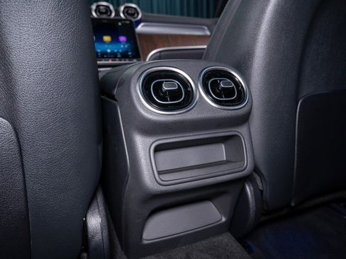 Certified 2026 Mercedes-Benz GLC 300 image 21