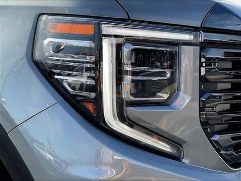Used 2023 GMC Sierra 1500 Denali Ultimate AWD/4WD image 34