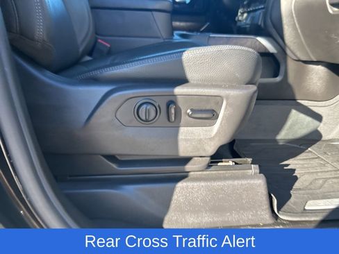 Used 2020 GMC Sierra 2500 Denali w/ Denali Ultimate Package image 18