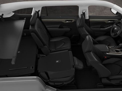 New 2026 Toyota Highlander Platinum image 22