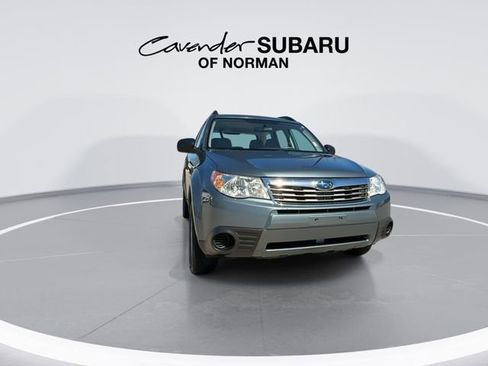 Used 2010 Subaru Forester 2.5X image 3