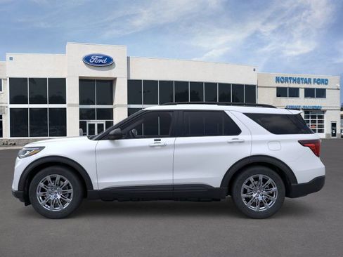 New 2026 Ford Explorer Active w/ Active Comfort Package image 3