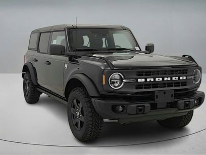 New 2025 Ford Bronco Big Bend w/ Black Diamond Package