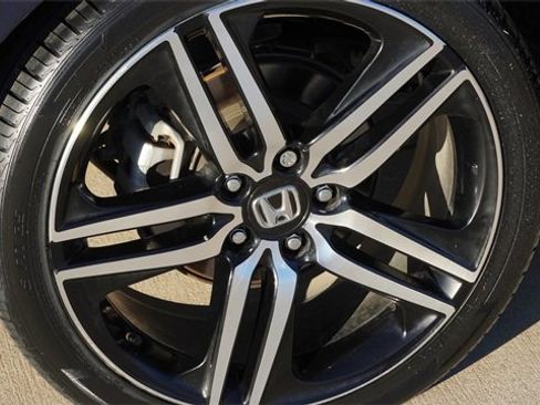Used 2017 Honda Accord Sport Special Edition image 11