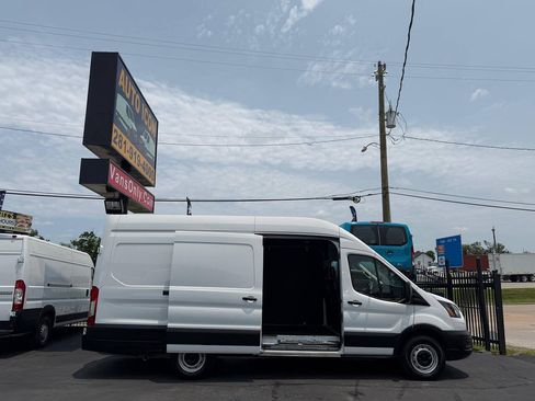Used 2023 Ford Transit 250 148 High Roof Extended RWD image 5
