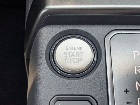 New 2027 Kia Seltos S FWD image 32