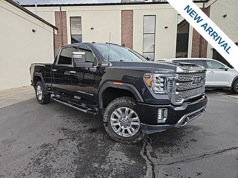 Used 2020 GMC Sierra 2500 Denali w/ Denali Ultimate Package AWD/4WD image 1