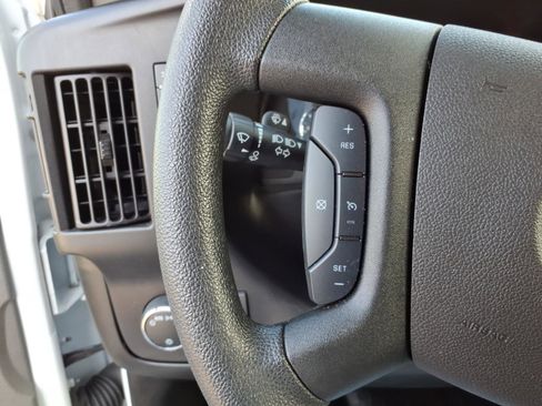 Used 2024 Chevrolet Express 2500 2500 w/ Driver Convenience Package image 15