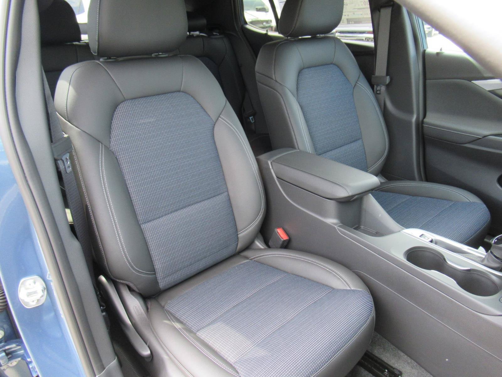 New 2026 Buick Envista Preferred w/ Convenience I Package FWD image 9