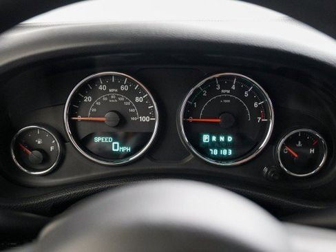 Used 2014 Jeep Wrangler Unlimited Rubicon w/ Connectivity Group image 34