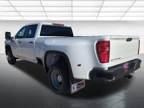 Used 2024 Chevrolet Silverado 3500 W/T w/ WT Convenience Package image 2