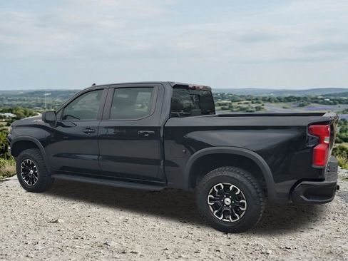 Used 2023 Chevrolet Silverado 1500 ZR2 w/ Technology Package image 7