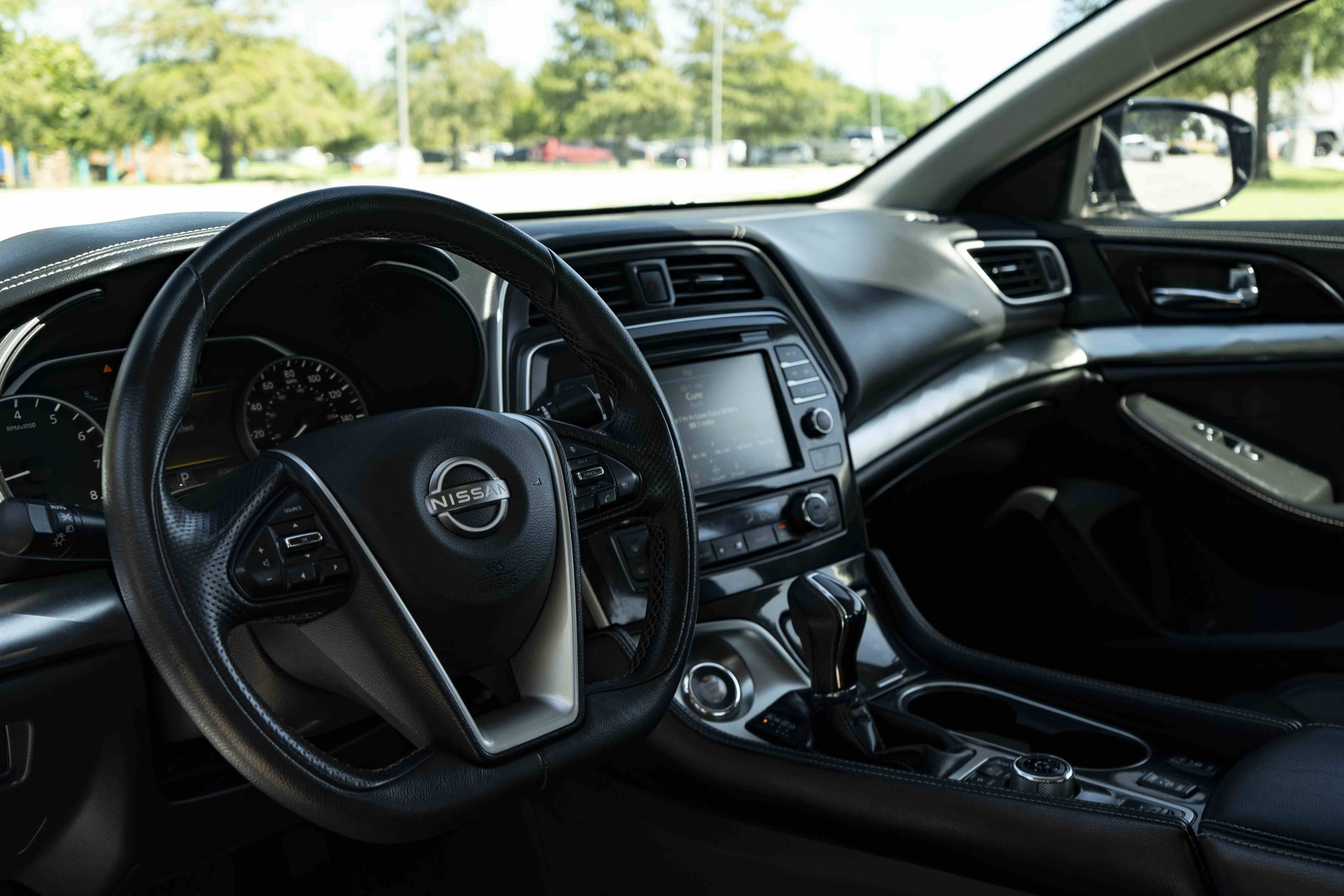 Used 2023 Nissan Maxima SV w/ Floor Mat Group FWD image 15