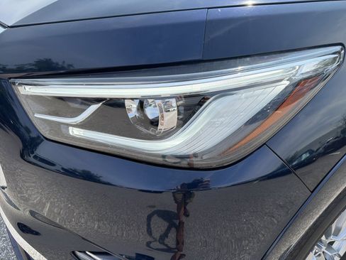 Used 2021 INFINITI QX80 Luxe w/ Cargo Package AWD/4WD image 9
