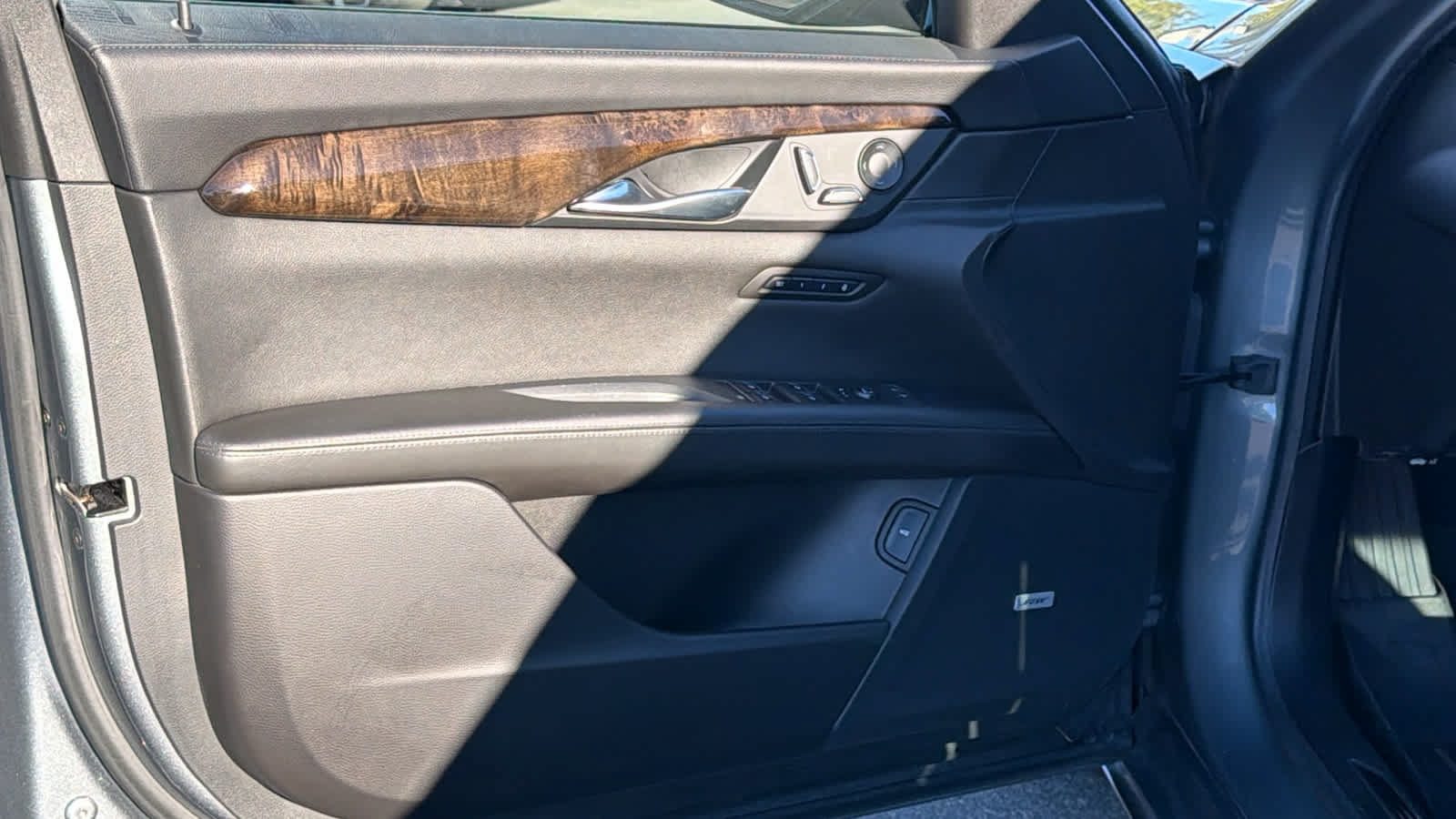 Used 2020 Cadillac CT6 Premium Luxury AWD/4WD image 23