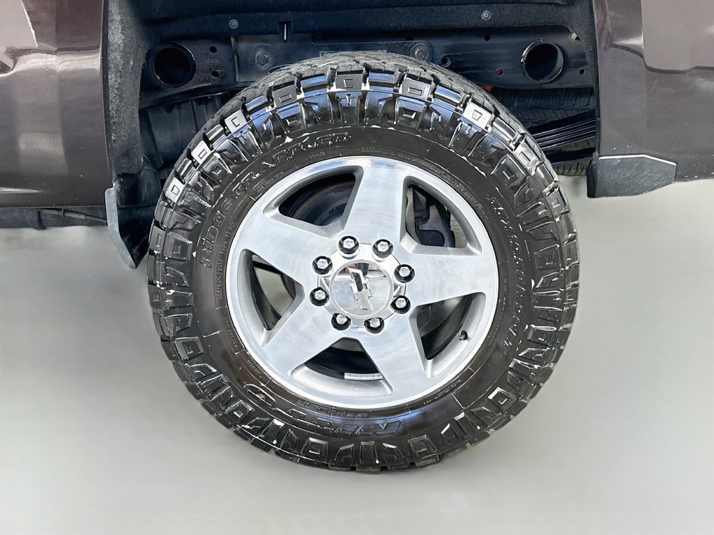 Used 2018 Chevrolet Silverado 2500 LT w/ LT Convenience Package AWD/4WD image 34