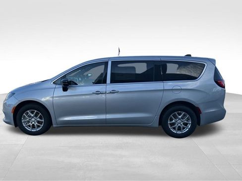 New 2026 Chrysler Voyager LX FWD image 3