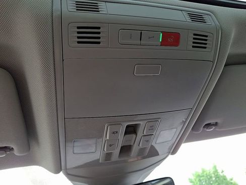 Used 2023 Volkswagen Jetta SE FWD image 26