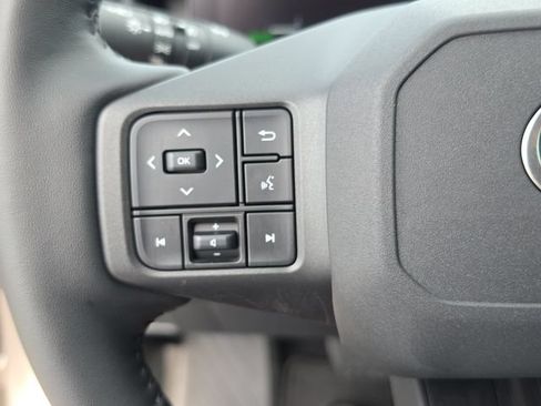 Used 2026 Toyota RAV4 Limited AWD/4WD image 22